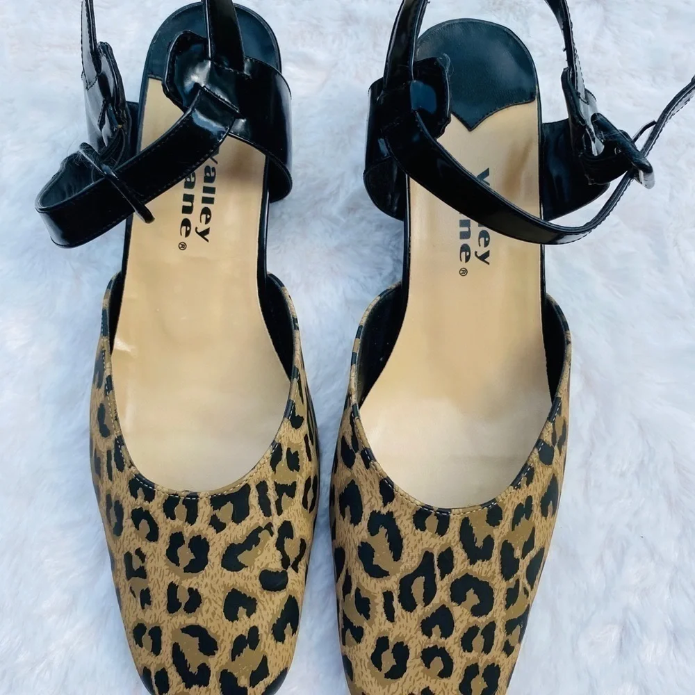 Leopard sling back shoe 7 1/2 W